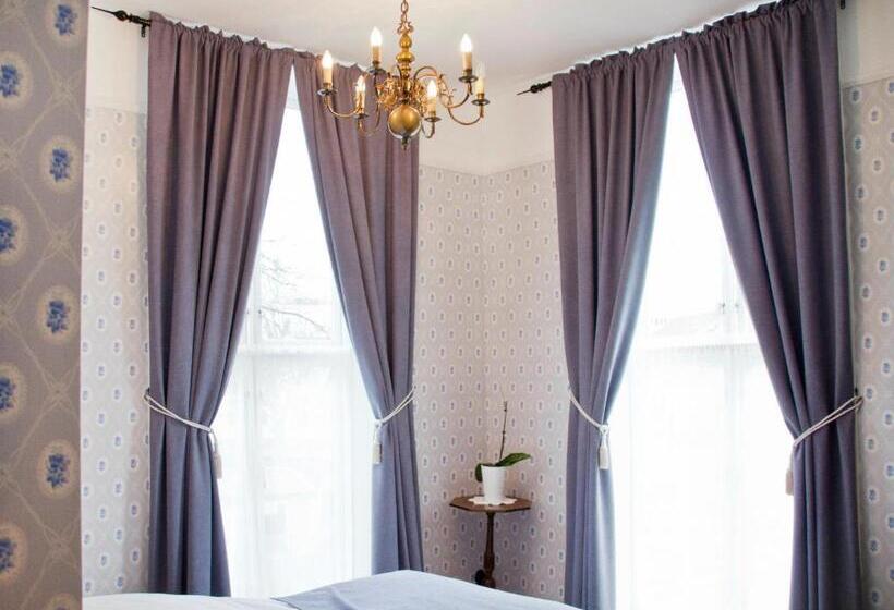 اتاق کلاسیک, Kong Carl Unike Hoteller