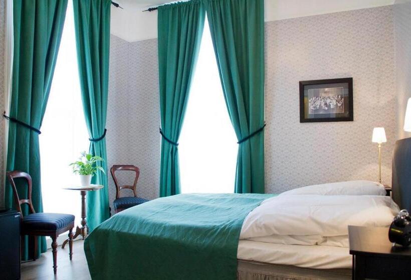 اتاق کلاسیک, Kong Carl Unike Hoteller