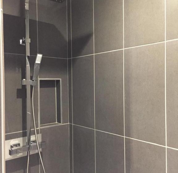 キングサイズベッドのスーペリアルーム, Le Beverl'inn