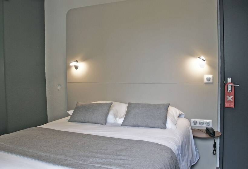 标准间, Le Comte Rouge