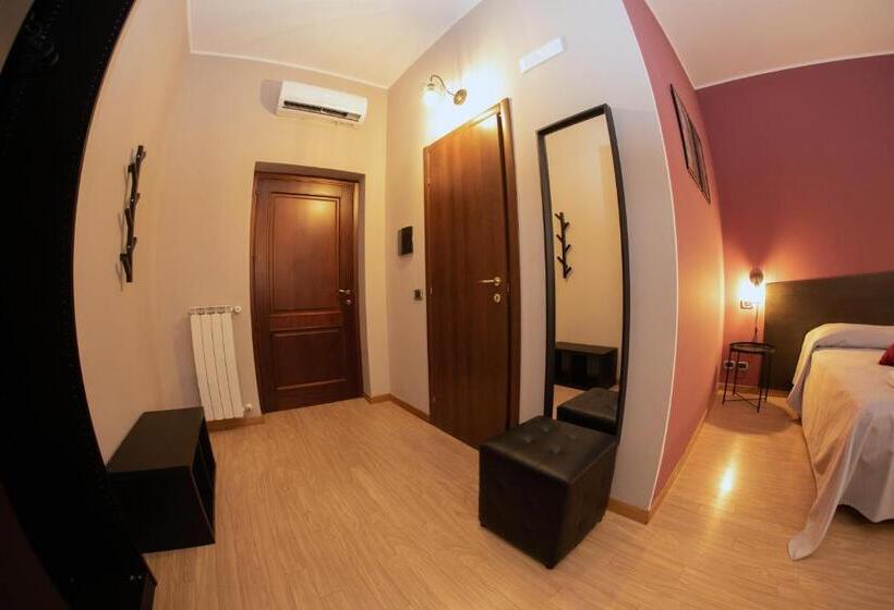 Номер Стандарт Трехместный, Marconi