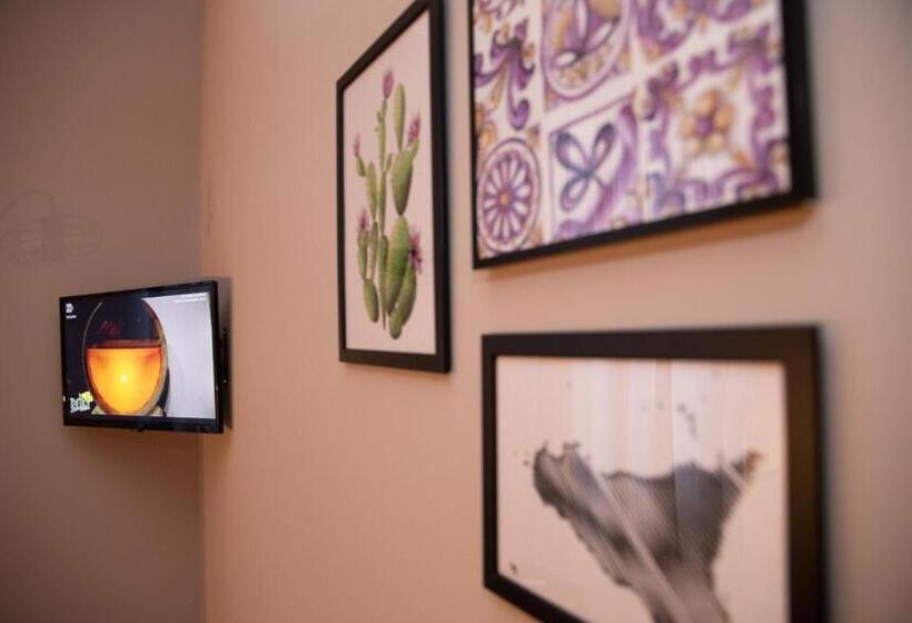 Четырехместный Номер Стандарт, Marconi