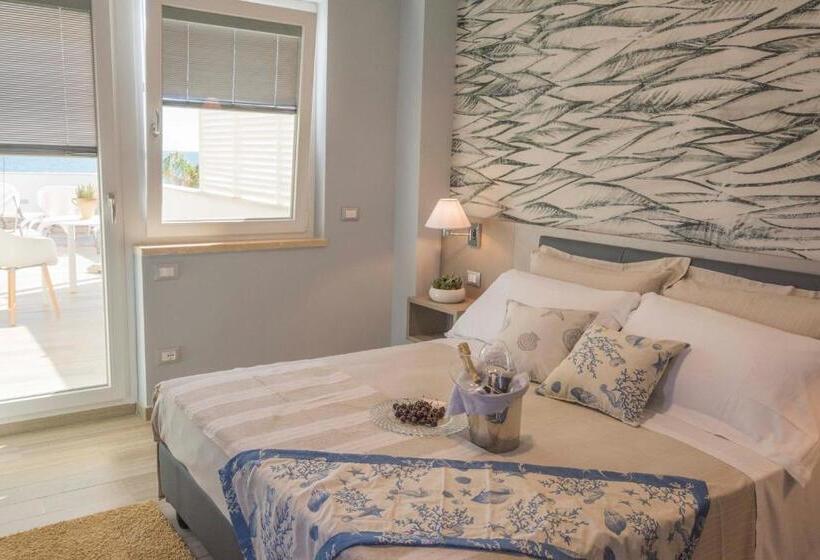 סוויטת ג'וניור עם טרסה, Miramare