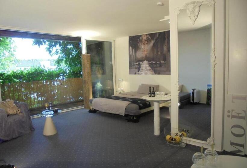 חדר סטנדרט עם טרסה, Pallazzo Alfonso