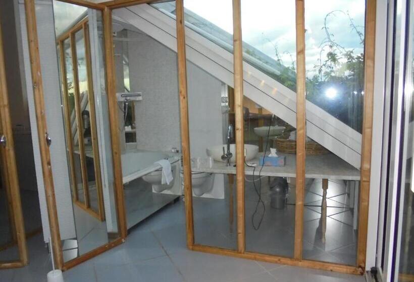 חדר פנטהאוז, Pallazzo Alfonso