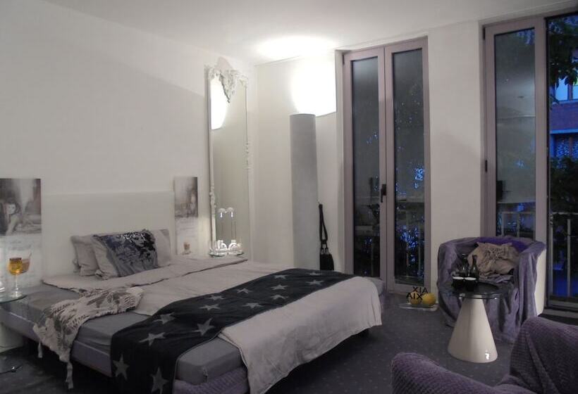 חדר סטנדרט, Pallazzo Alfonso