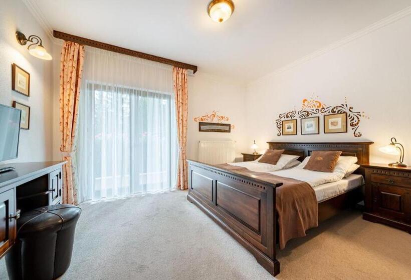 家族用アパートメント, Regal