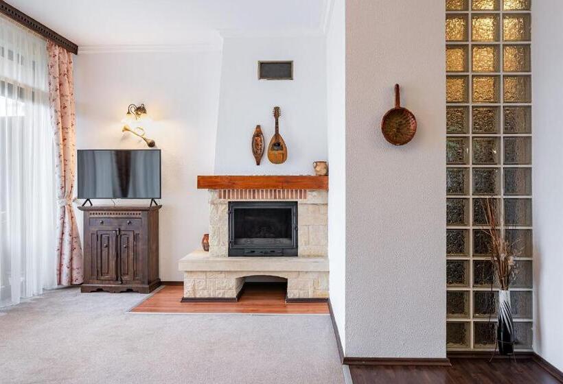 ドゥプレックスルーム, Regal