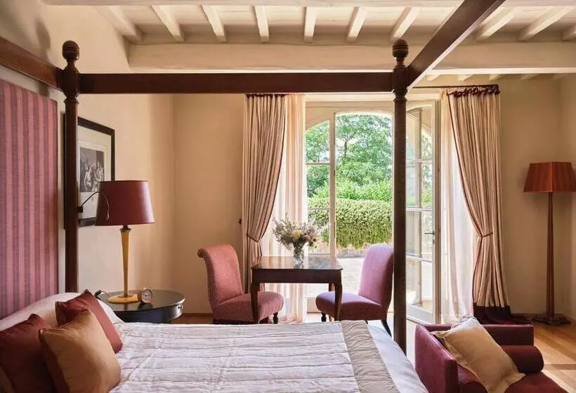 Suite with Terrace, Rosewood Castiglion Del Bosco