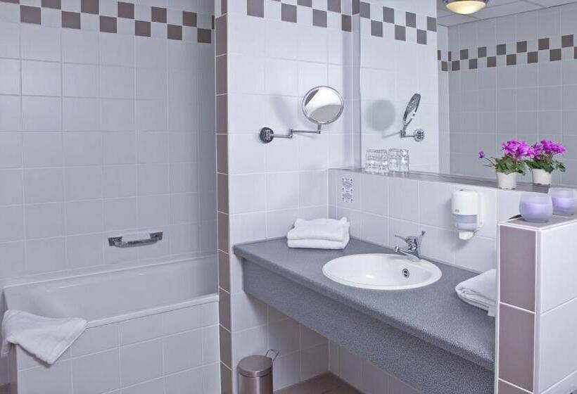 חדר משפחתי, Strohofer