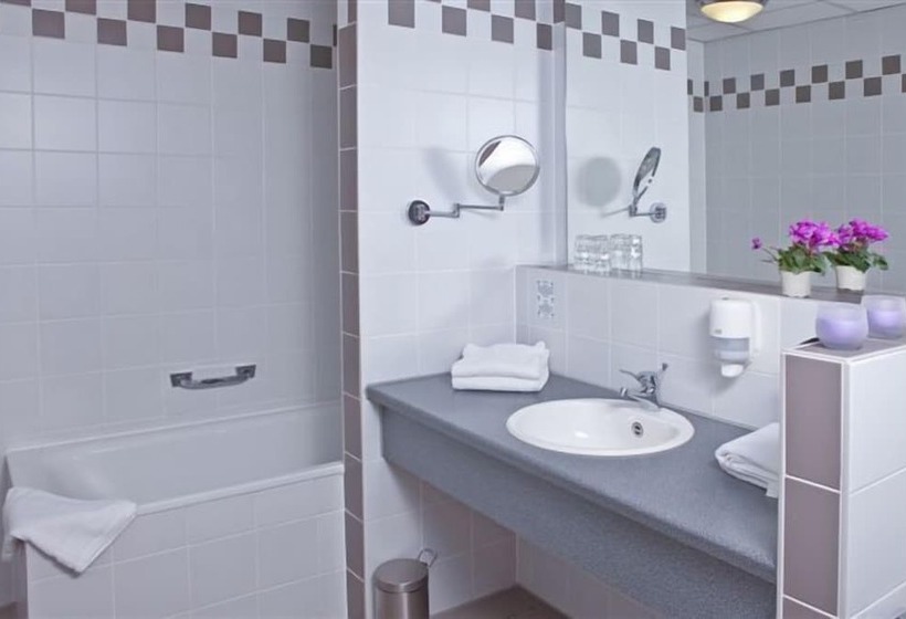 חדר סטנדרט, Strohofer