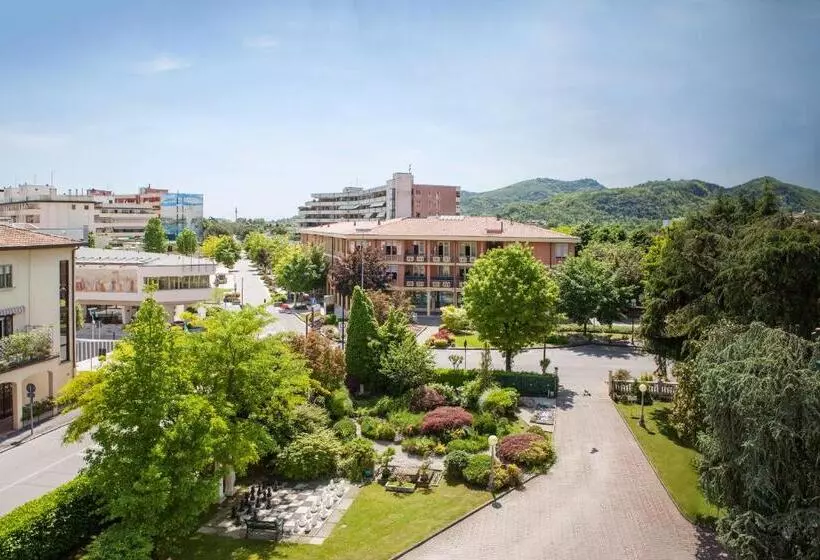 スタンダードルーム, Terme Olympia
