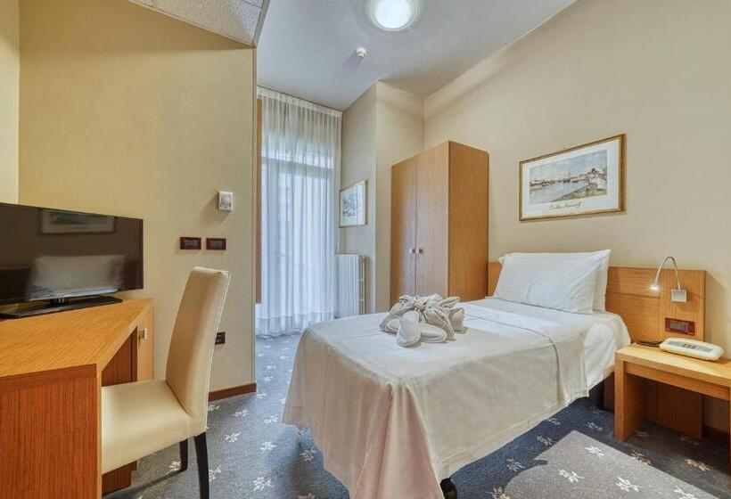 اتاق استاندارد یک نفره, Terme Olympia