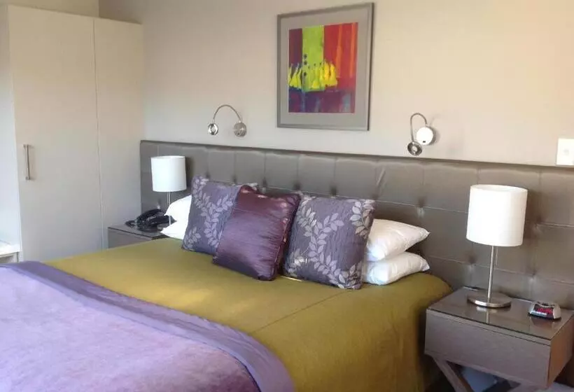 Sviitti, The St James Premium Accommodation
