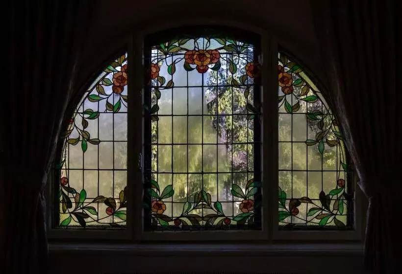 اتاق لوکس, Vila Retezat Sinaia