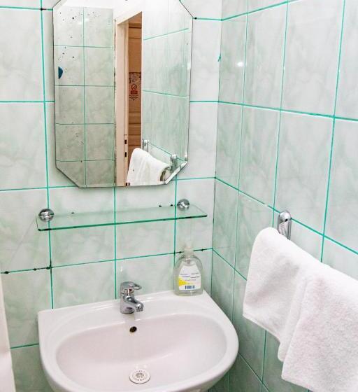 Номер Стандарт Трехместный, Vila Retezat Sinaia