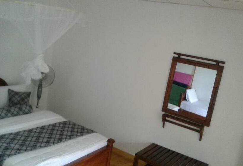 Pokój Standard Trzyosobowy, Mountain Nest