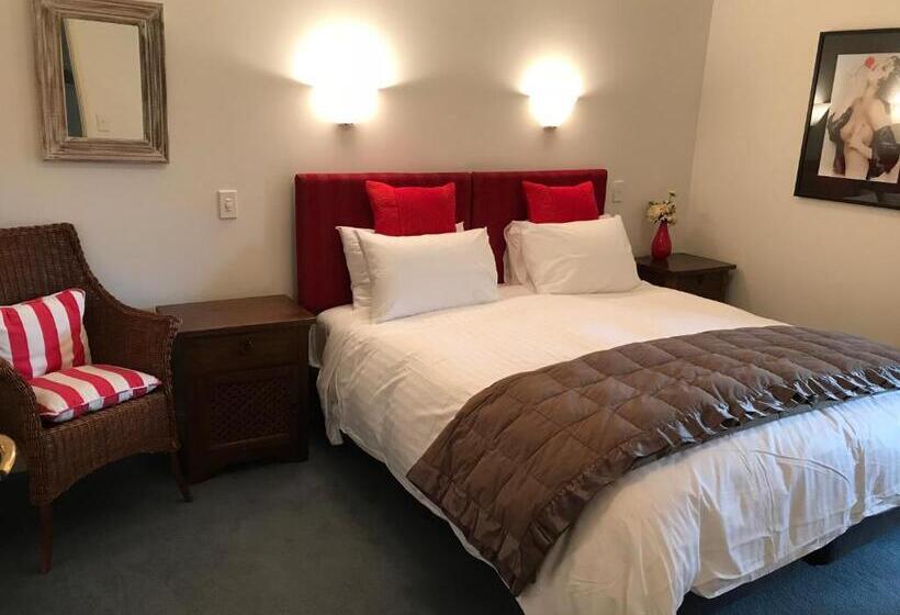Апартаменты 1 Спальня Вид на Сад, Bruce Waterfront Apartments