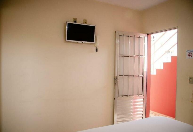 Standard Szoba, Silva Votorantim   Próximo Ao Hospital Santo Antônio   By Up