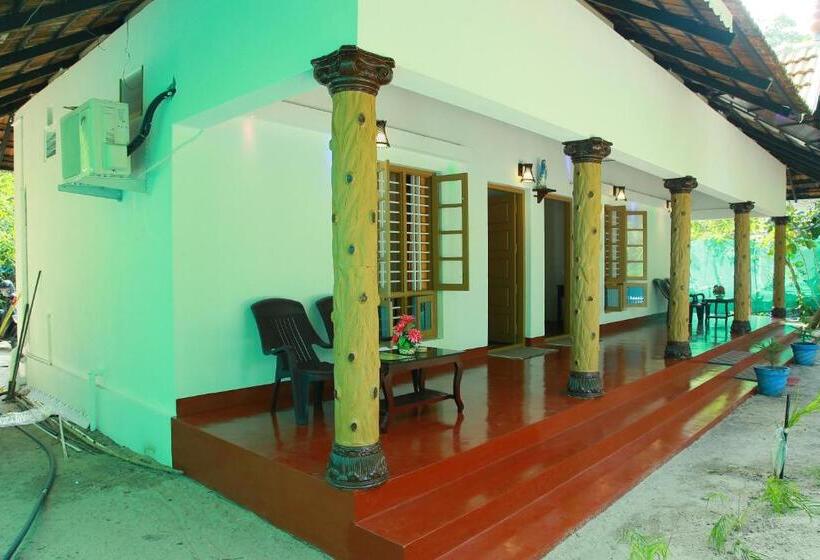 Номер Deluxe, Marari Nadiya