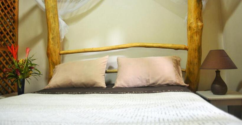 ویلای سوپریور 1 خوابه, Pachamama Jungle River Lodge Punta Uva