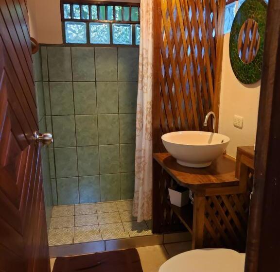 ガーデンビューの１ベッドルームビラ, Pachamama Jungle River Lodge   Punta Uva