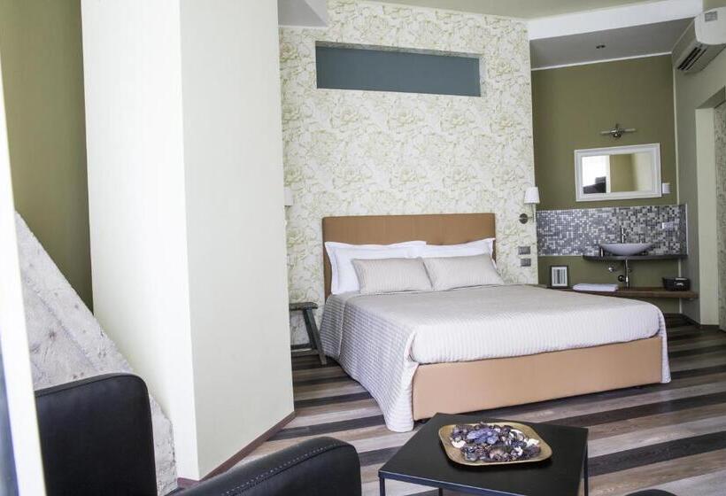 豪华房间, Serendipity Rooms