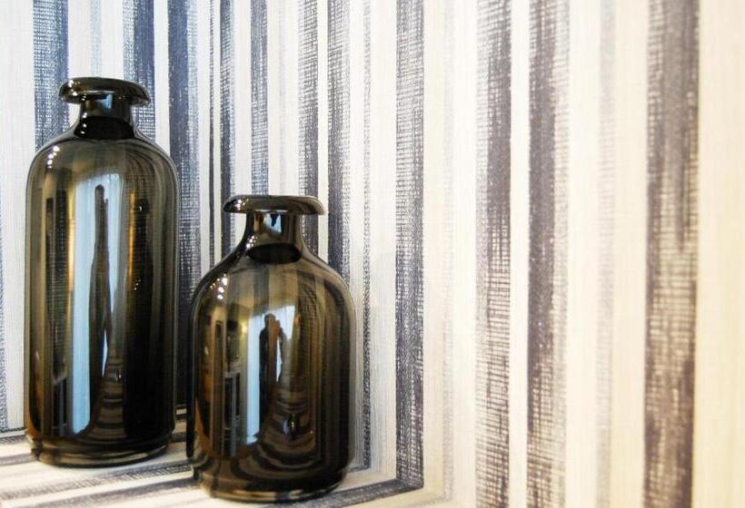 豪华房间, Serendipity Rooms