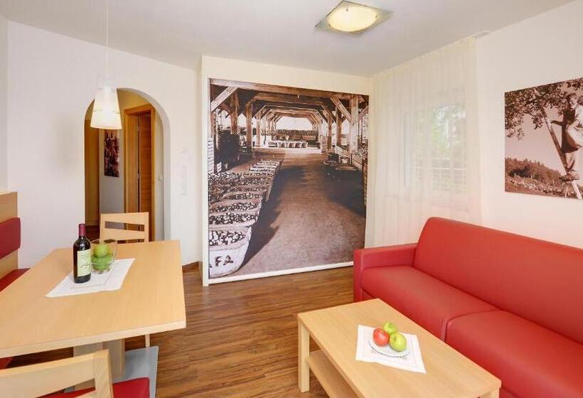 Апартаменты 1 Спальня, Amelia Apartments