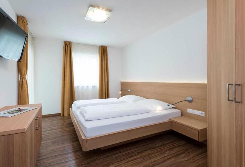 Апартаменты 2 Спальни с Балконом, Amelia Apartments