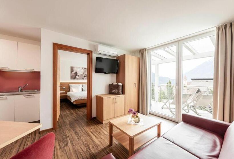 Апартаменты 1 Спальня с Балконом, Amelia Apartments