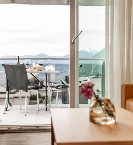 Апартаменты 2 Спальни, Amelia Apartments