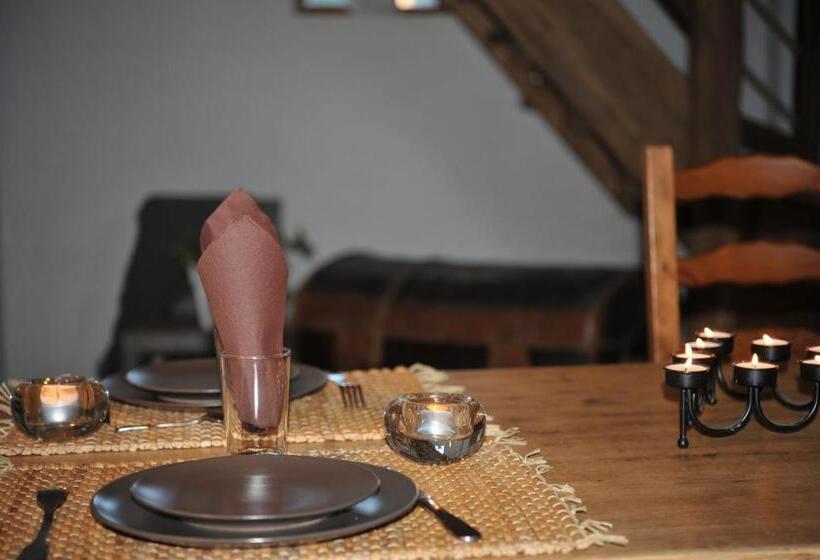 Номер Стандарт, La Bergerie Du Château De Pommeuse