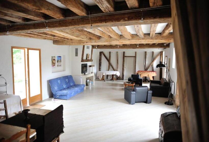 Люкс Вид на Сад, La Bergerie Du Château De Pommeuse