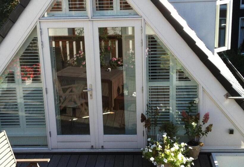 استودیوی استاندارد, Prince On The Roof