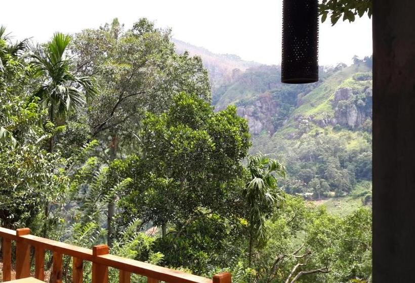 Camera Deluxe, Raveena Guest House