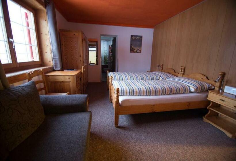 スタンダードルーム, Hold Ag