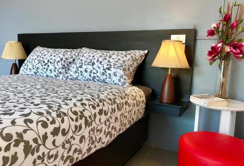 غرفة سوبيريور مزودة بشرفة, The Beach Cha Am Residence