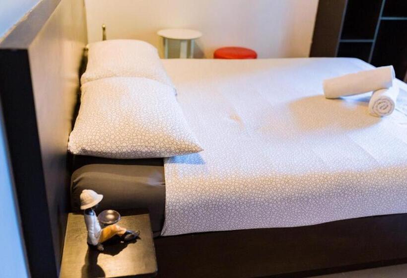 غرفة سوبيريور مزودة بشرفة, The Beach Cha Am Residence