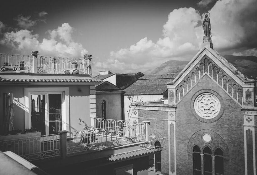 バルコニー付スイート, Il Viaggiatore Gaeta Medievale B&b
