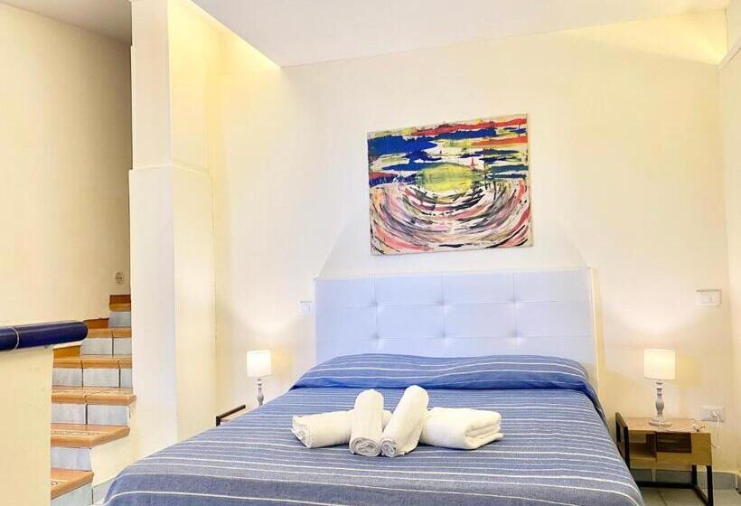 バルコニー付スイート, Il Viaggiatore Gaeta Medievale B&b
