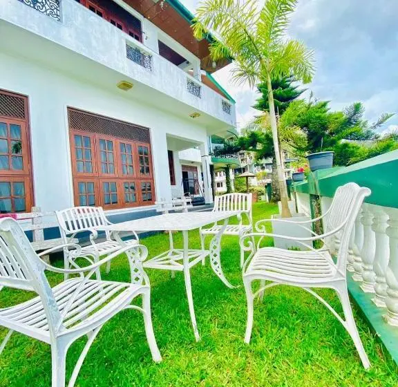 Deluxe Kolmen Hengen Huone, Srilak View Holiday Inn