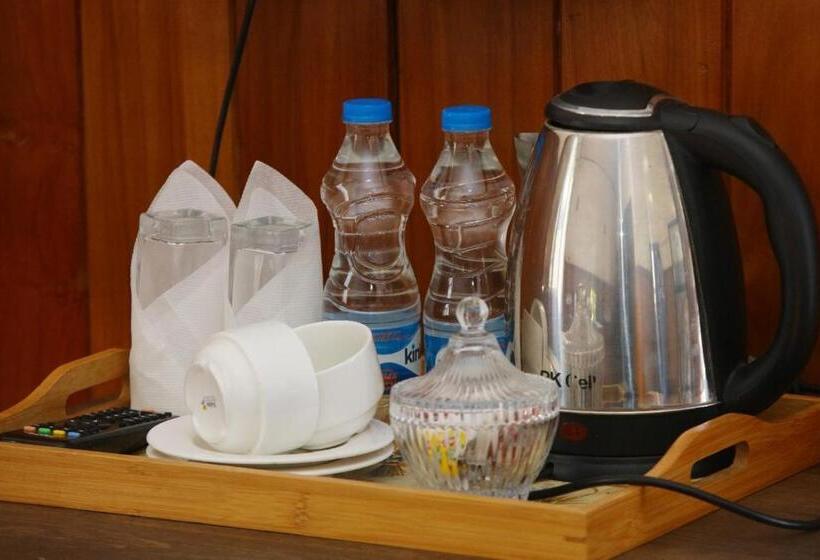 חדר דלוקס יחיד, Srilak View Holiday Inn