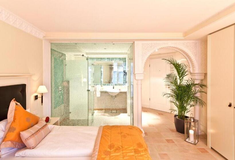 Семейный Номер Классика, Boutiquehotel La Casa