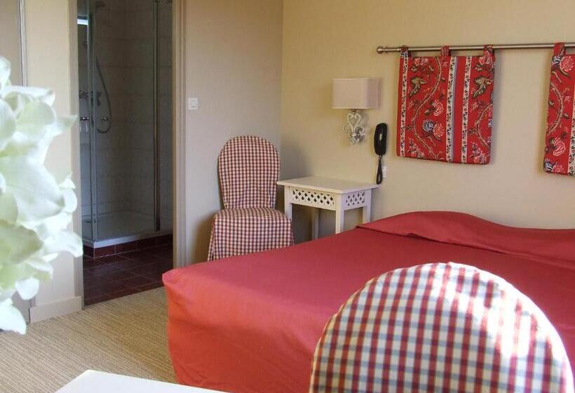 コンフォートルーム, Citotel Le Relais Du Bellay