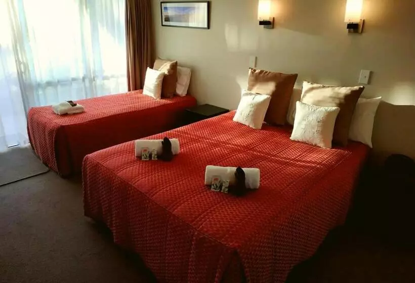 آپارتمان 2 خوابه, Cranford Oak Motel