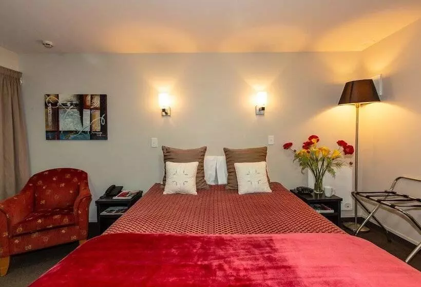استودیو استاندارد با تخت کینگ, Cranford Oak Motel