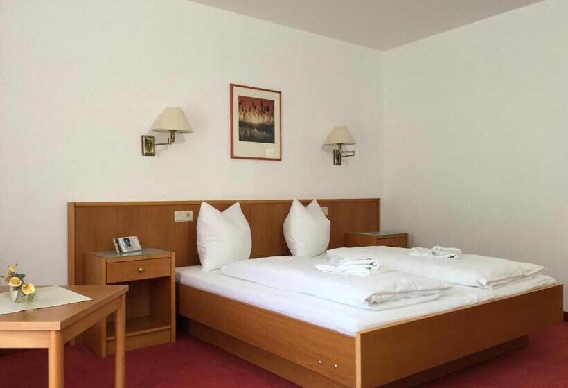 Номер Стандарт, Gut Hotel Pommernhotel Barth