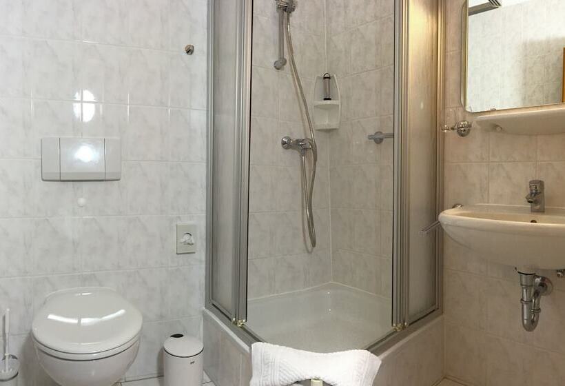 스탠다드 룸, Gut Hotel Pommernhotel Barth