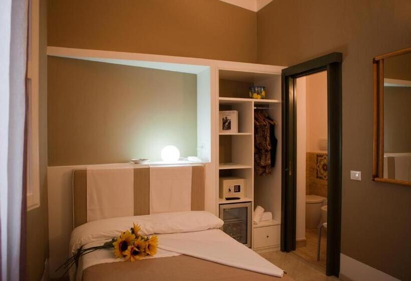 스탠다드 싱글 룸, Aegusa